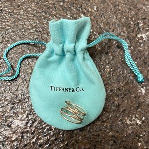 Elsa Peretti Wave ring in silver